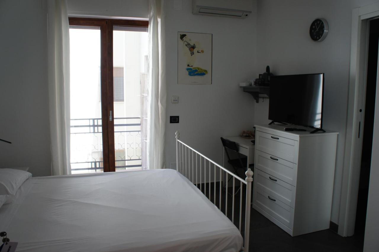 Da Nonna Teresa Bed & Breakfast Salerno Dış mekan fotoğraf